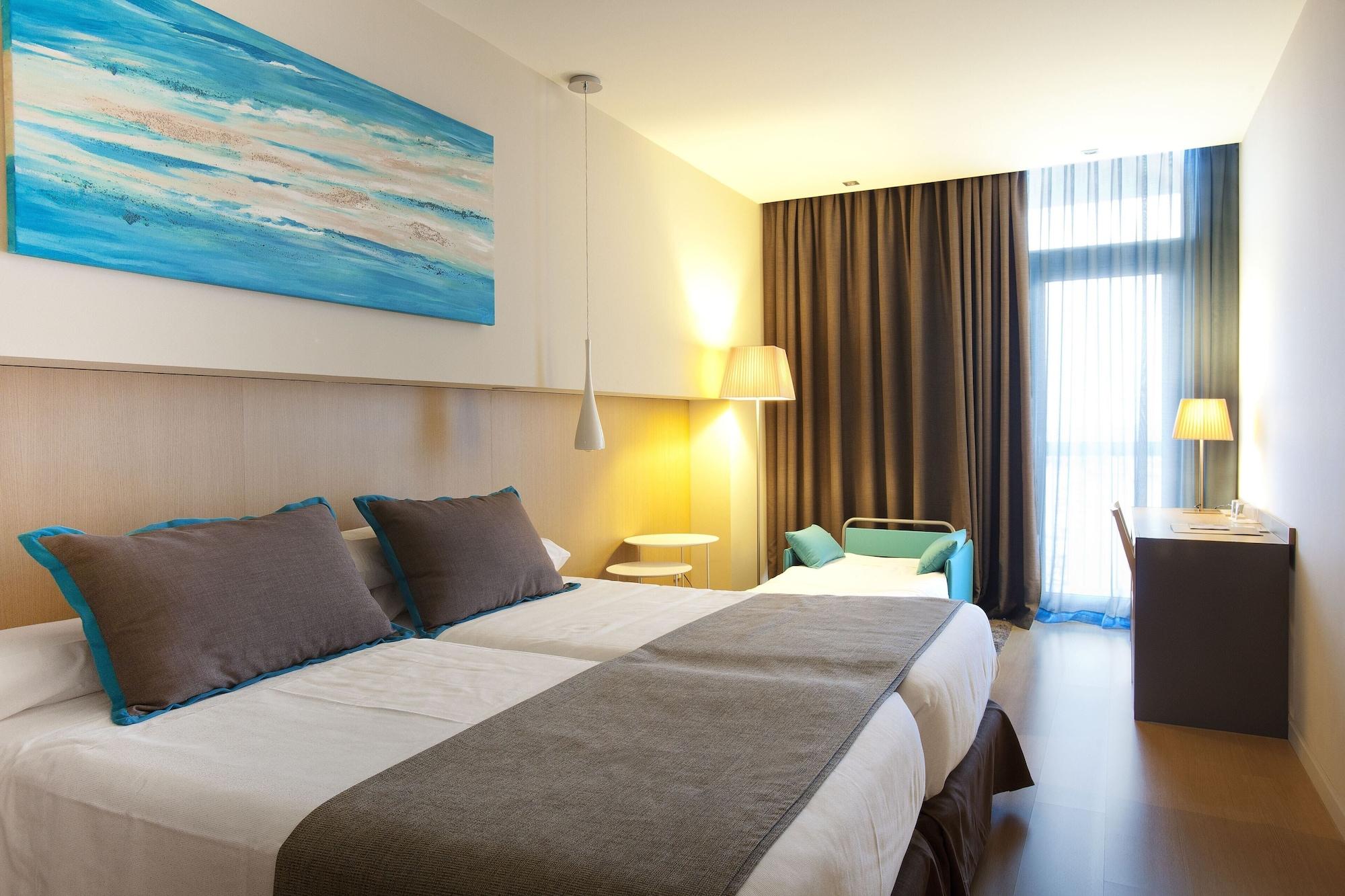 Atenea Port Barcelona Mataro Otel Dış mekan fotoğraf