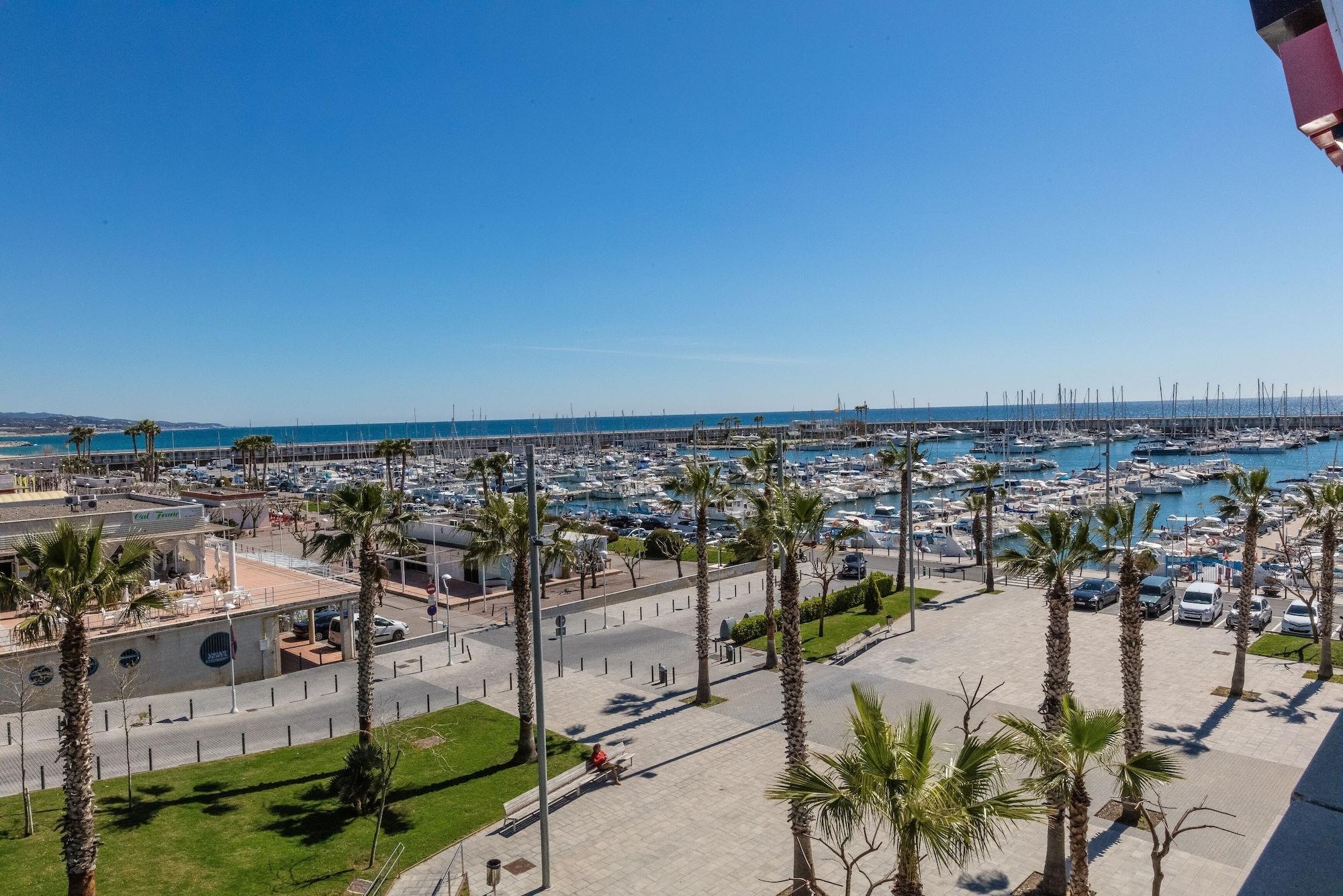 Atenea Port Barcelona Mataro Otel Dış mekan fotoğraf